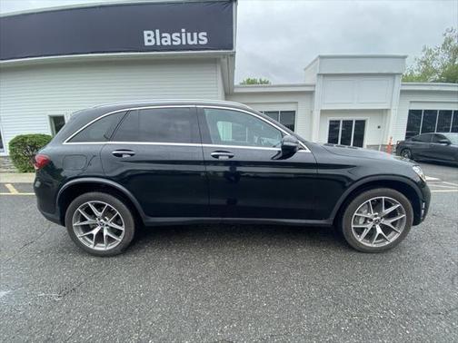 2022 Mercedes-Benz GLC 300 4MATIC