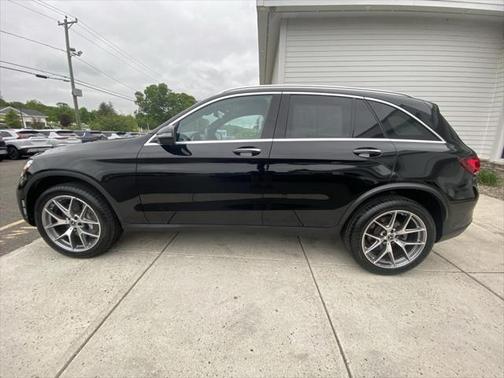 2022 Mercedes-Benz GLC 300 4MATIC