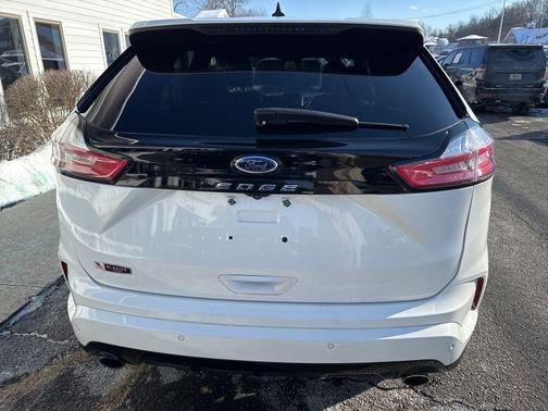 2021 Ford Edge ST Line
