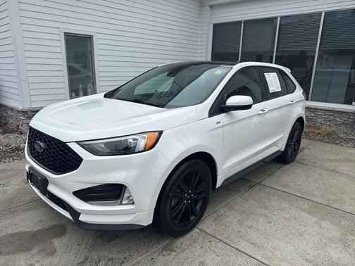 White 2021 Ford Edge ST Line