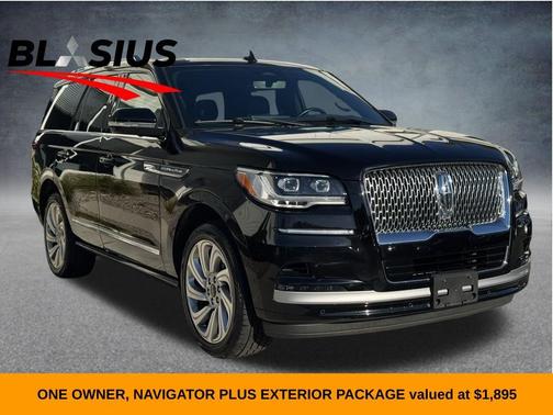 2022 Lincoln Navigator Standard