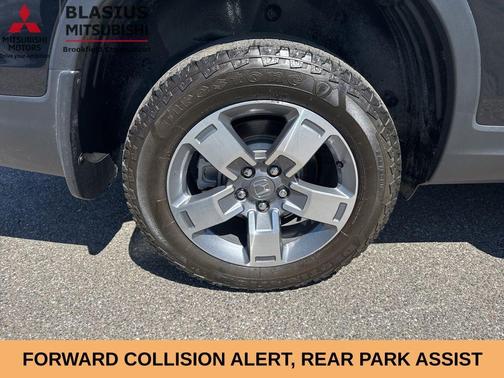 Crystal Black Pearl 2024 Honda Ridgeline RTL