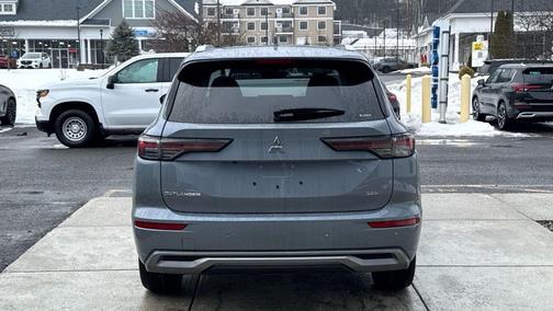 2026 Mitsubishi Outlander SEL