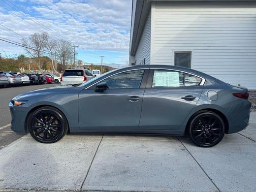 2024 Mazda Mazda3 2.5 S Carbon Edition