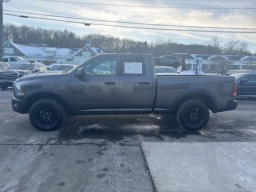 2022 RAM 1500 Classic SLT