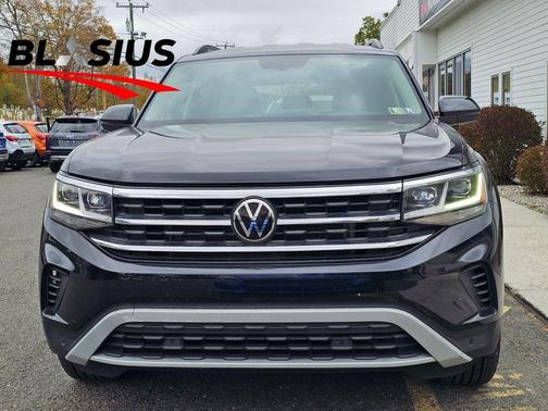 2023 Volkswagen Atlas 3.6L SE w/Technology