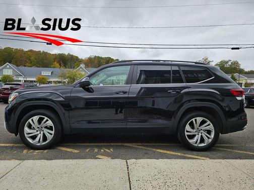 2023 Volkswagen Atlas 3.6L SE w/Technology