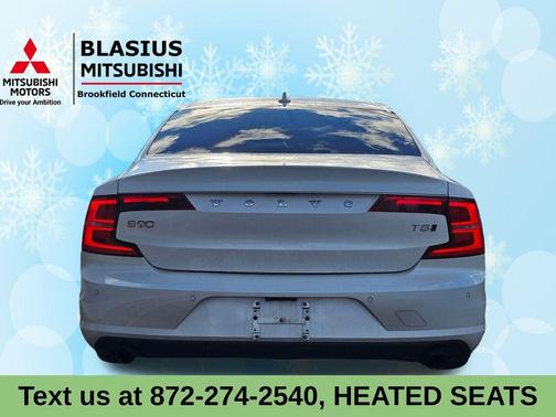 2018 Volvo S90 T5 Momentum