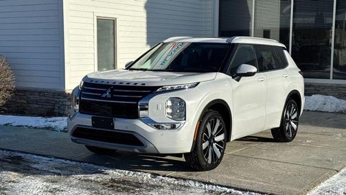 2026 Mitsubishi Outlander SEL