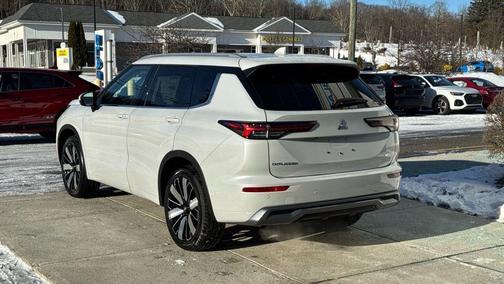 2026 Mitsubishi Outlander SEL