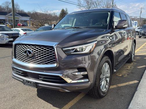 2024 INFINITI QX80 Luxe