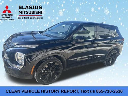 2024 Mitsubishi Outlander SE Black Edition