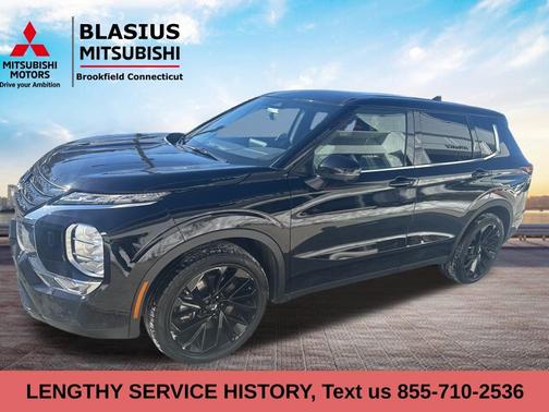 2024 Mitsubishi Outlander SE Black Edition