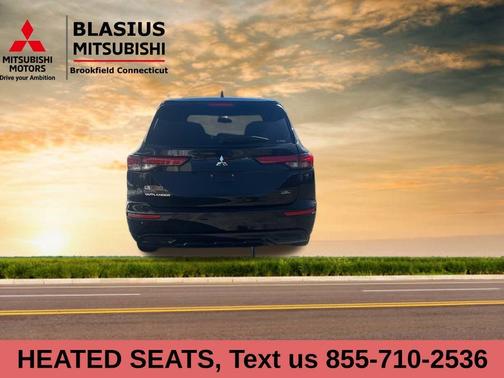 2024 Mitsubishi Outlander SE Black Edition