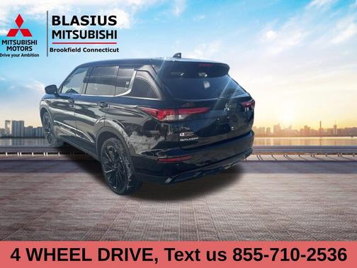 2024 Mitsubishi Outlander SE Black Edition