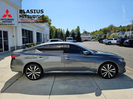 2020 Nissan Altima 2.5 Platinum
