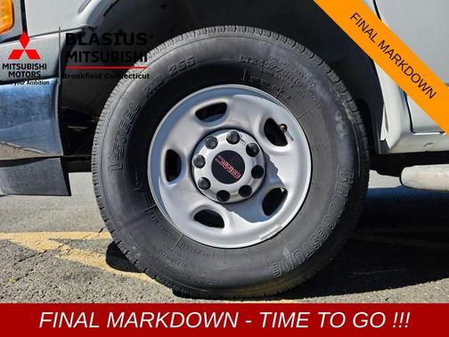 2023 GMC Savana 2500 Work Van