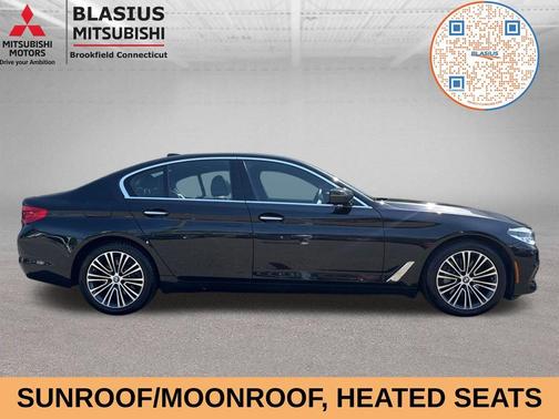 Black Sapphire Metallic 2017 BMW 540 i xDrive