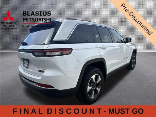 Bright White Clearcoat 2023 Jeep Grand Cherokee 4xe Base