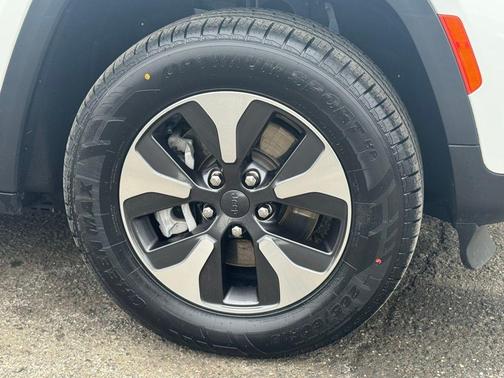 2023 Jeep Grand Cherokee 4xe Base