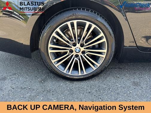Black Sapphire Metallic 2017 BMW 540 i xDrive