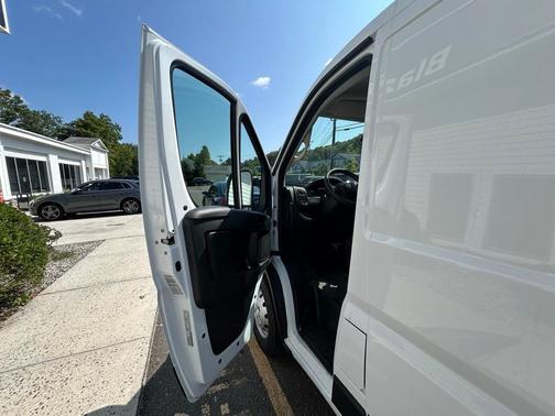 2023 RAM ProMaster 2500 Base