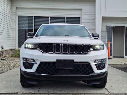 2023 Jeep Grand Cherokee 4xe Base