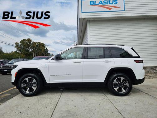 2023 Jeep Grand Cherokee 4xe Base