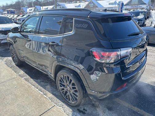 2023 Jeep Compass Altitude