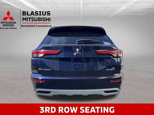 Blue 2025 Mitsubishi Outlander PHEV SE