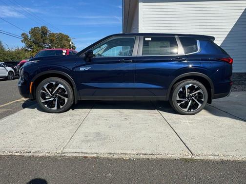 Blue 2025 Mitsubishi Outlander PHEV SE