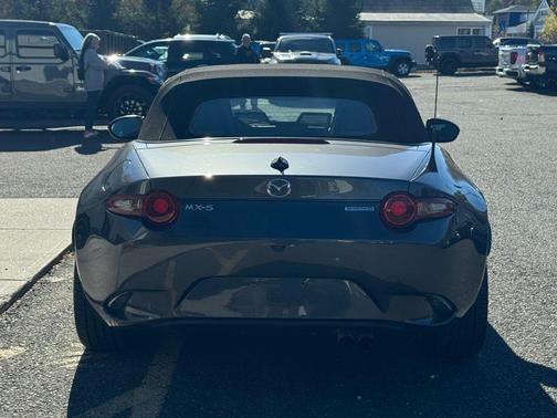 2022 Mazda MX-5 Miata Grand Touring