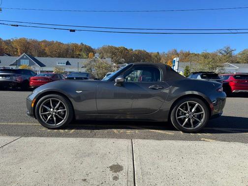 2022 Mazda MX-5 Miata Grand Touring