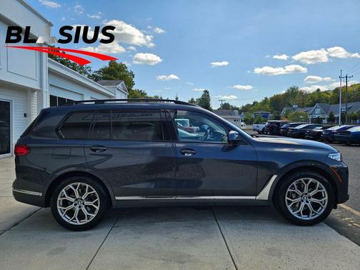 2022 BMW X7 xDrive40i