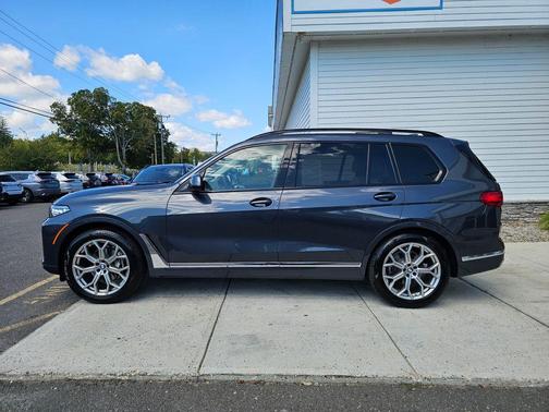 2022 BMW X7 xDrive40i