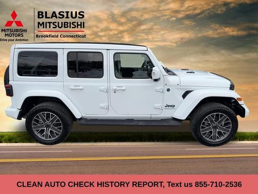 Bright White Clearcoat 2024 Jeep Wrangler 4xe High Altitude
