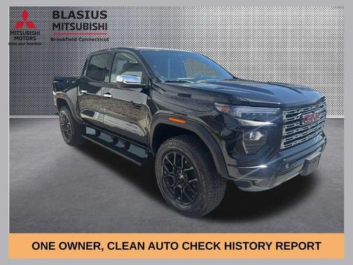 Onyx Black 2024 GMC Canyon Denali