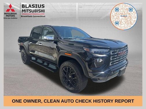 Onyx Black 2024 GMC Canyon Denali