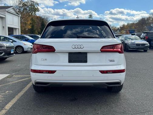 2018 Audi Q5 2.0T Premium Plus