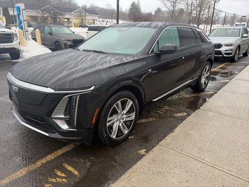 2024 Cadillac LYRIQ Tech