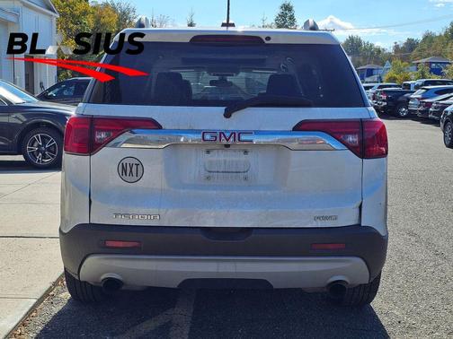 2017 GMC Acadia SLE-2