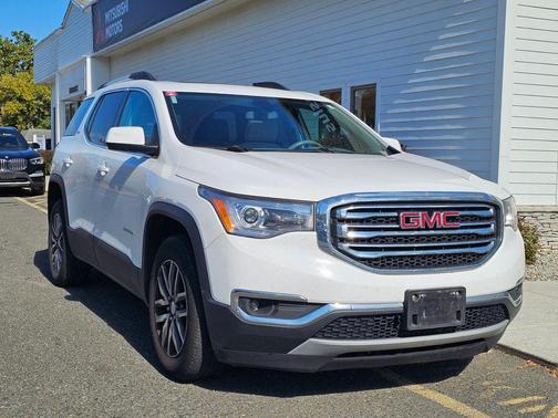 2017 GMC Acadia SLE-2