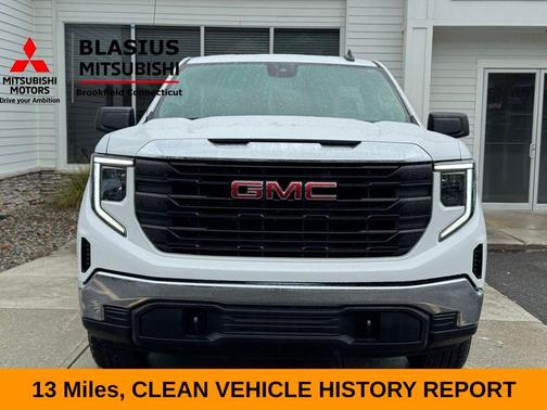 2025 GMC Sierra 1500 Pro