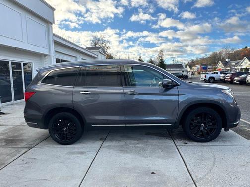 2019 Honda Pilot Touring 7-Passenger