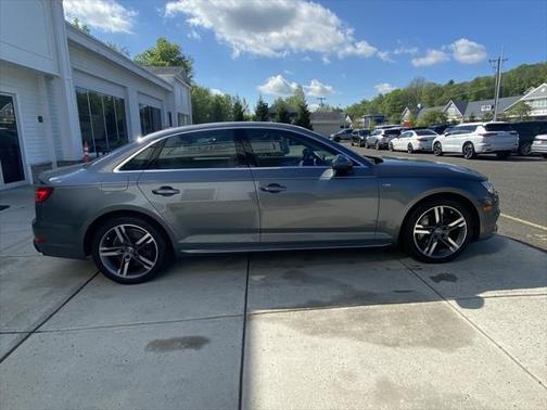 2018 Audi A4 2.0T Premium Plus