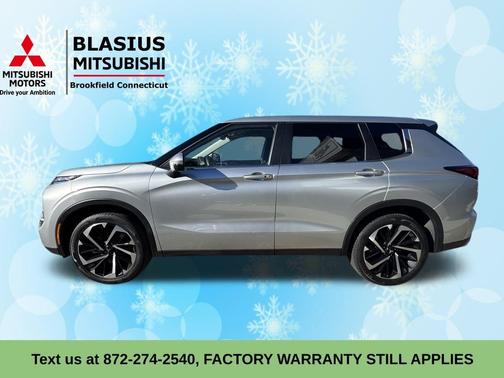 2024 Mitsubishi Outlander SE