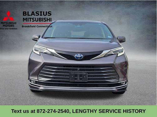 2022 Toyota Sienna Platinum 7 Passenger