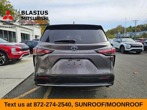 2022 Toyota Sienna Platinum 7 Passenger