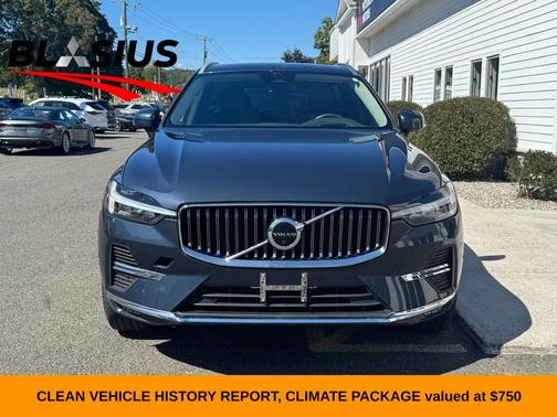 2022 Volvo XC60 B5 Inscription
