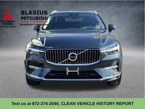 2022 Volvo XC60 B5 Inscription